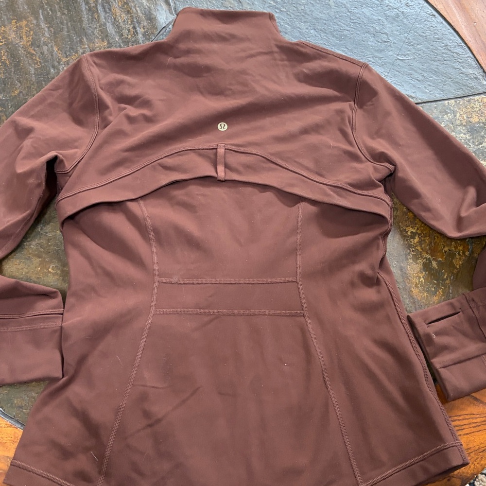 NWOT. Womens lululemon full zip jacket - Picture 3 of 6